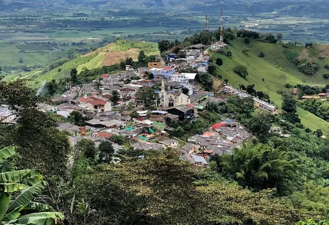 Tragedia en Colombia: Fallecen 9 mineros en una explosión