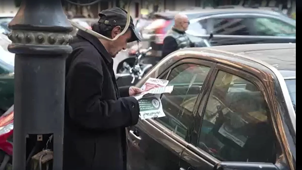 Miles de panfletos en Beirut piden desarmar a Hezbolá