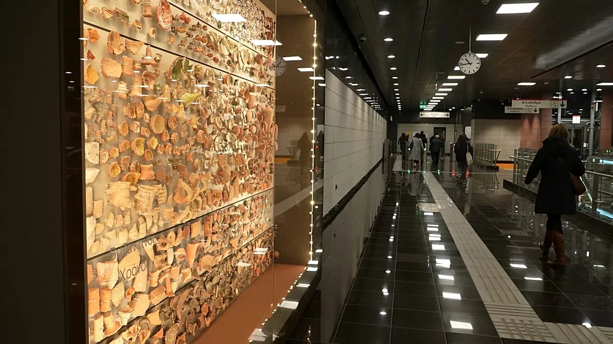 Trenes sin conductor y tesoros antiguos: la transformación del metro ultramoderno de Tesalónica