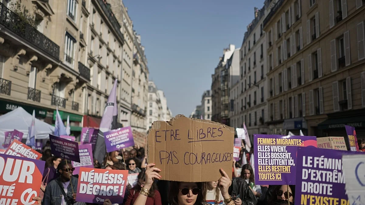 Manifestaciones por el Día Internacional de la Mujer en París y Madrid