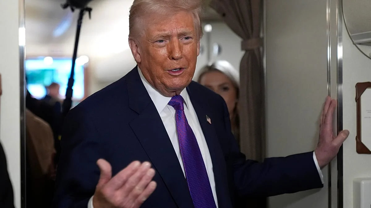 Trump anuncia desclasificación de documentos sobre vida extraterrestre tras comentarios de Obama