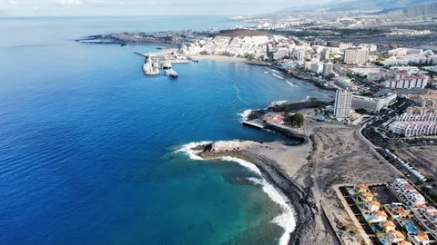Llegada del Barco con Hantavirus Genera Preocupación en Tenerife