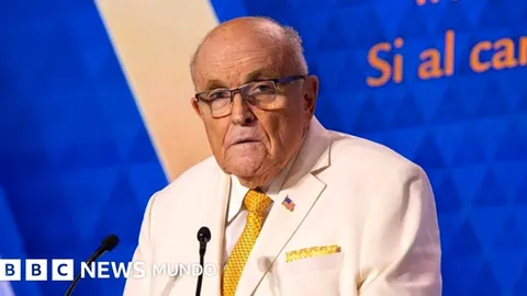 Rudy Giuliani está hospitalizado en estado crítico