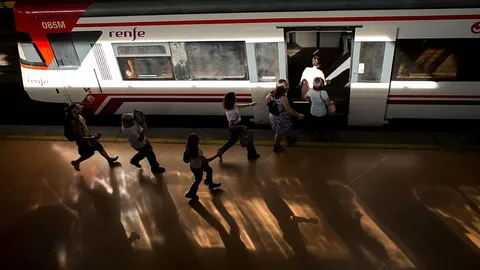Huelga de ferroviaria en España: Implicaciones y derechos del viajero
