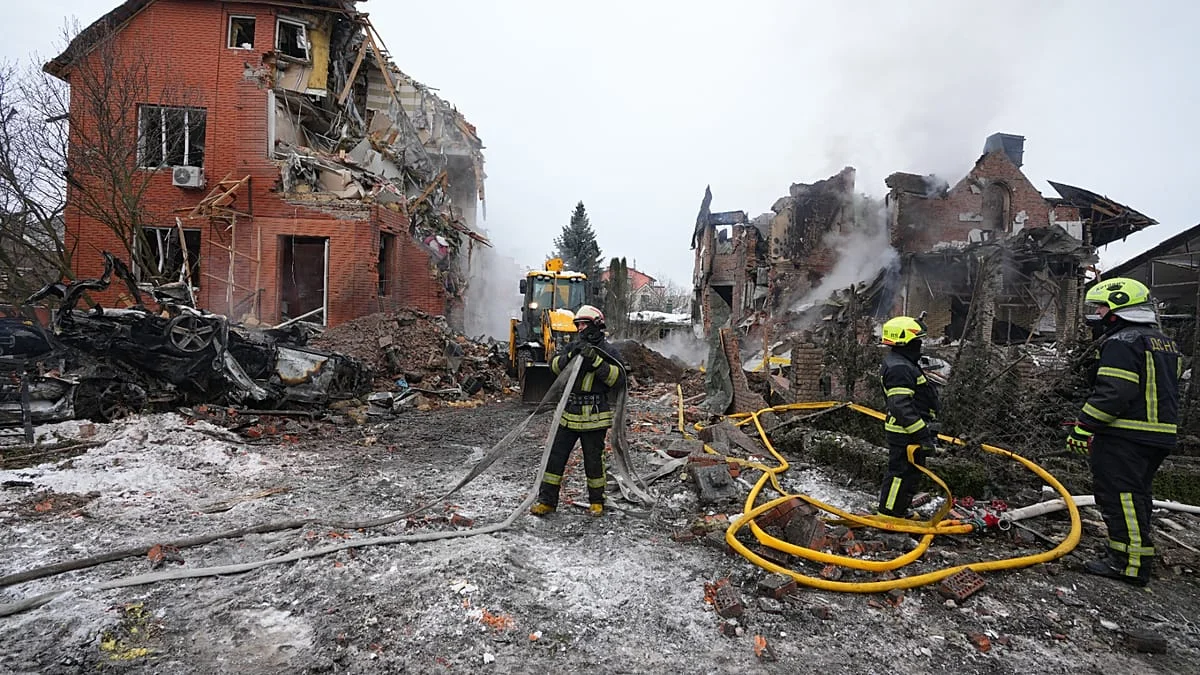 Rusia ataca Ucrania con misiles y drones