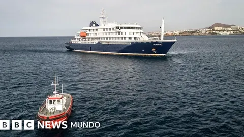 España recibe el crucero afectado por hantavirus