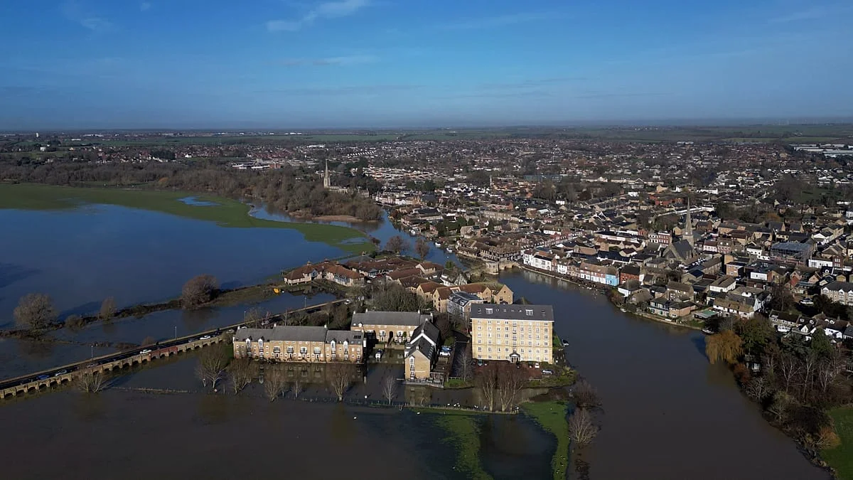 Tormenta Chandra causa inundaciones en el Reino Unido
