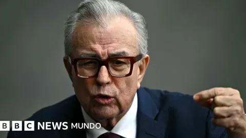 Rubén Rocha: Gobernador de Sinaloa bajo la mira