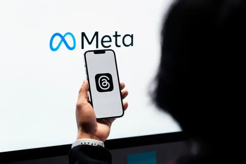 Meta y Microsoft reducen empleos por IA