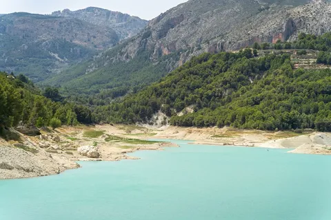 Calidad del Agua del Grifo en Europa: Un Análisis Exhaustivo