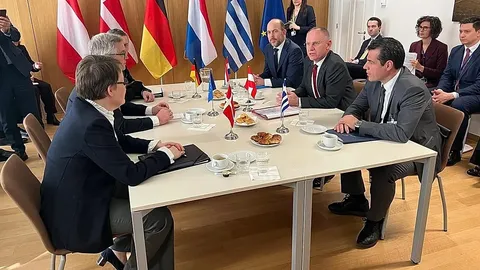 Cinco países de la UE se unen para crear centros de retorno para inmigrantes fuera de Europa