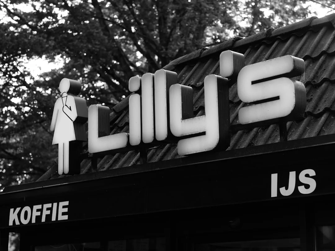 Lilly firma un acuerdo de 2.390 M€ con Insilico Medicine para desarrollar fármacos con inteligencia artificial