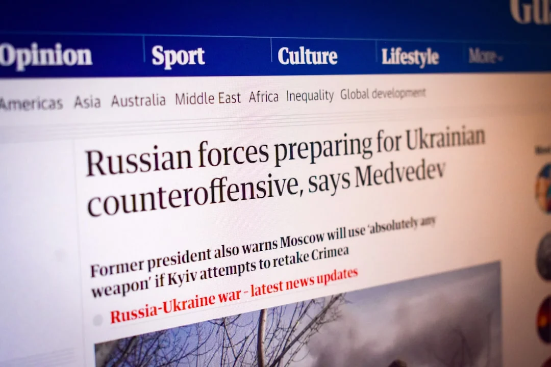 Rusia Ayuda a Irán con Información sobre Instalaciones Energéticas Israelíes, Según Zelenski