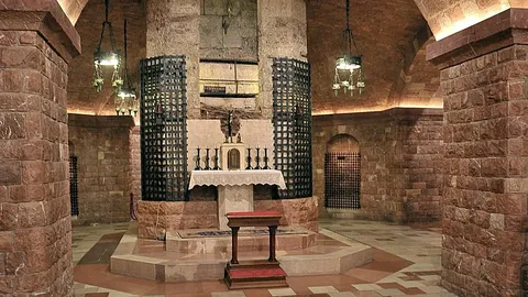 Ocho siglos de la muerte de San Francisco de Asís: un evento histórico en Italia