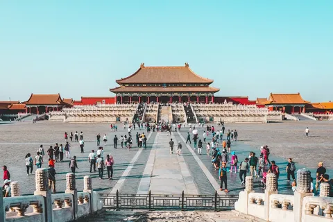 China Insta a Pakistán a Robustecer su Rol de Mediador en el Conflicto de Oriente Medio