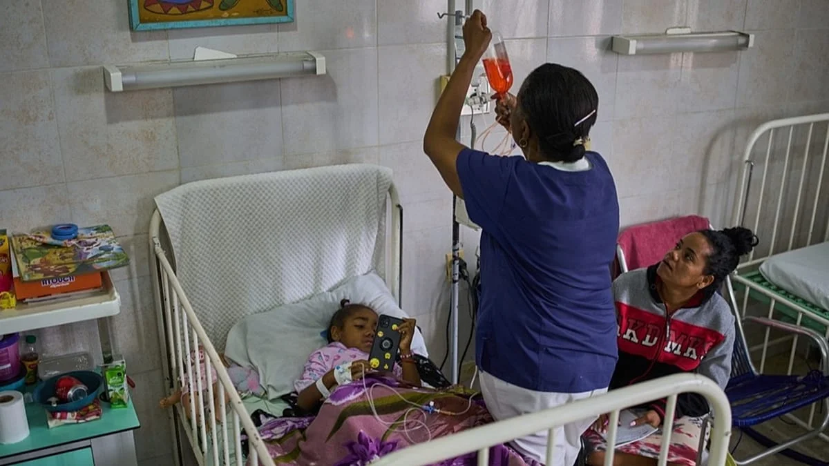 El Sistema de Salud Cubano Frente a una Crisis Humanitaria por el Bloqueo de EE.UU.