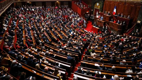 El Senado francés rechaza el proyecto de ley de muerte asistida: ¿Qué pasará ahora?