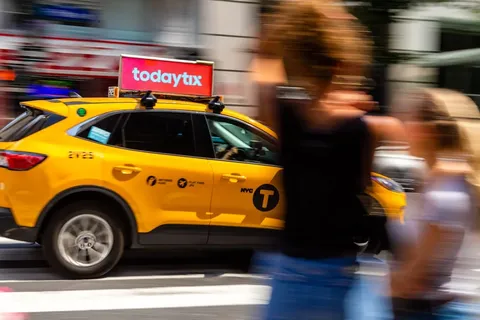 Robotaxis chinos enfrentan problemas técnicos