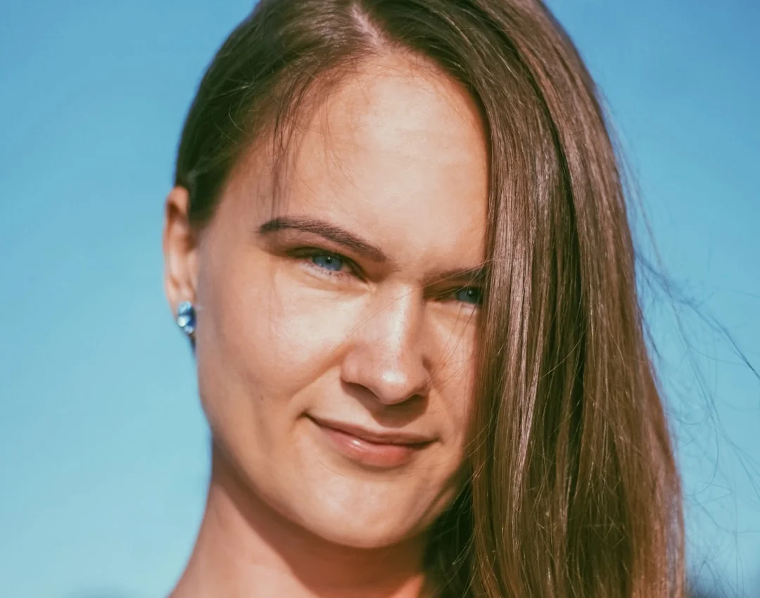 Kristin Davis, actriz de 'Sexo en Nueva York', pide más empatía con los refugiados de Sudán