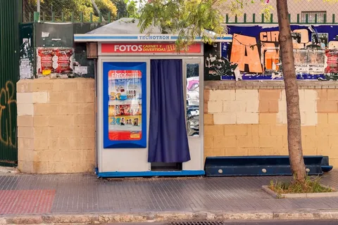 España Lanza el 018: Teléfono Gratuito para Víctimas de Accidentes de Tráfico