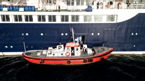 Crucero afectado por hantavirus sale de Cabo Verde