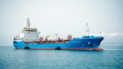 Ataque a un petrolero español en el estrecho de Ormuz