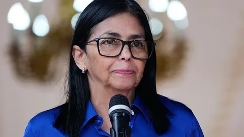 Delcy Rodríguez es la nueva comandante en jefe de la Fuerza Armada de Venezuela