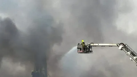 Incendio en el Aeropuerto de Dubái