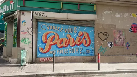 Una exposición en París revela el universo de Henri Rousseau, 'el Aduanero'