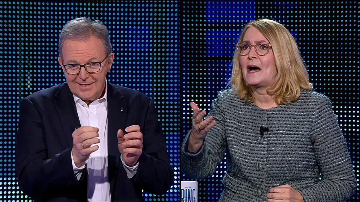 ¿Debemos prohibir las redes sociales para proteger a los niños?