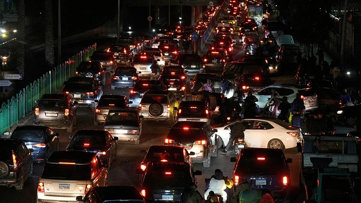 Cientos de personas huyen de Beirut por ataque contra Hezbolá