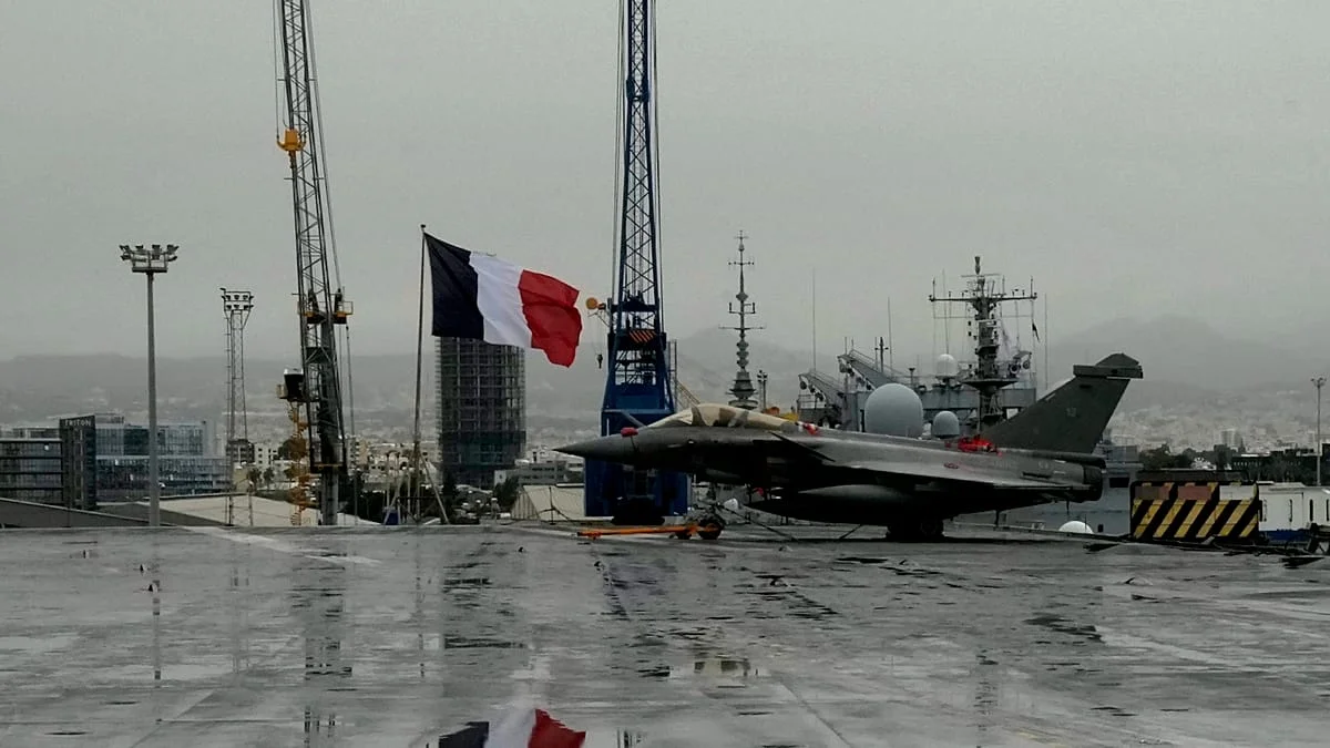 Un marinero francés revela accidentalmente la ubicación del Charles de Gaulle