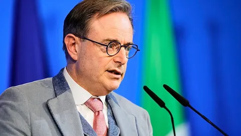 El Primer Ministro Belga De Wever Aboga por un Acuerdo de la UE con Rusia para Poner Fin a la Guerra en Ucrania