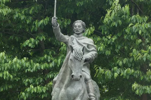 Carlos III finaliza su visita a EE.UU. con homenaje en Arlington