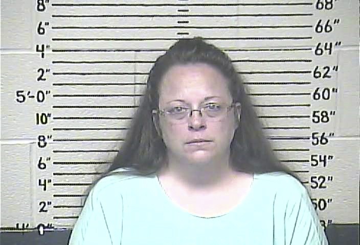 Why Kim Davis’s Claim to Religious Freedom Is Bad for Solo Moms