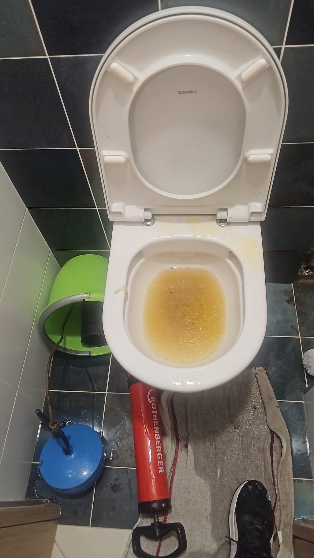 Intervention Canalisation bouchée (urgent) – Maurepas