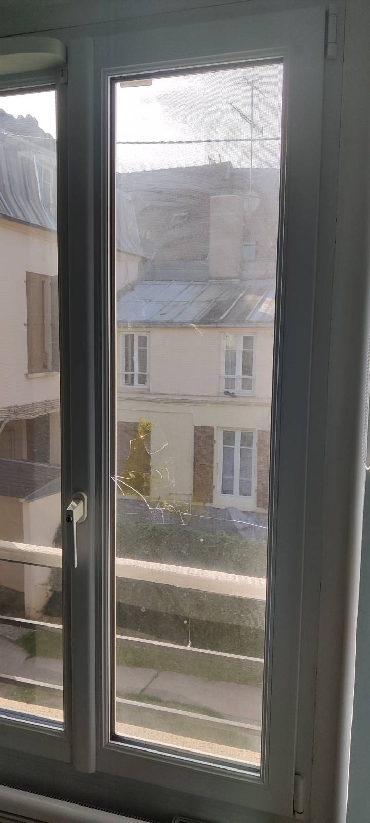 Intervention vitre_brisee – Écouen