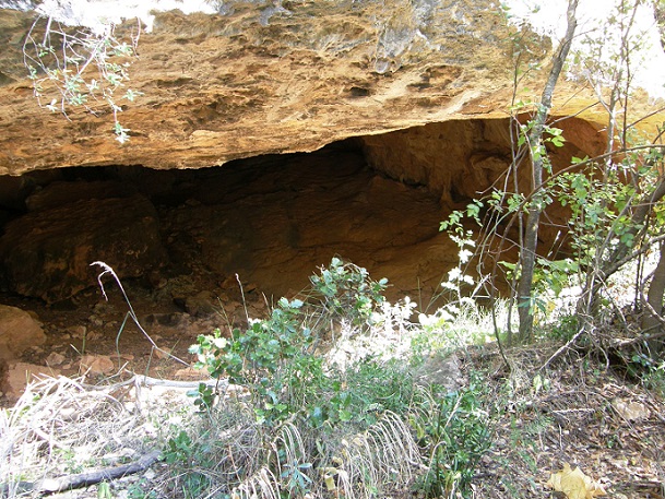 foto 1: Cova de l'Aigua del Pas Nou