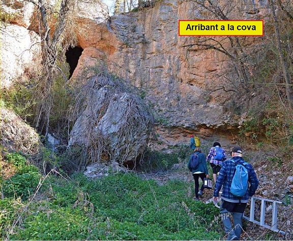 foto 0: Forat de l'Encantat