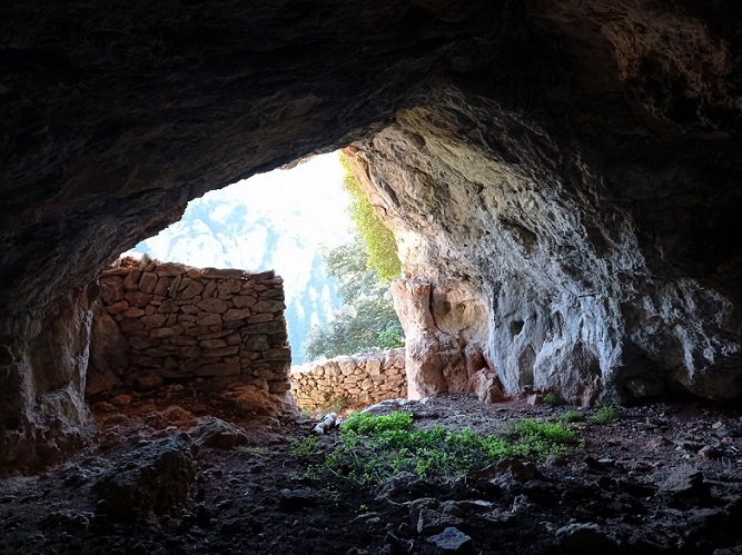 foto 0: Cova del Rominguer