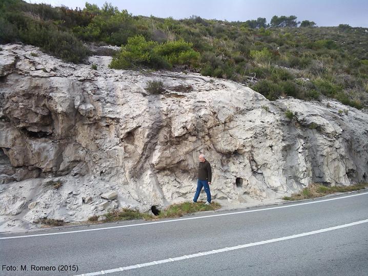 foto 0: Avenc de la Carretera