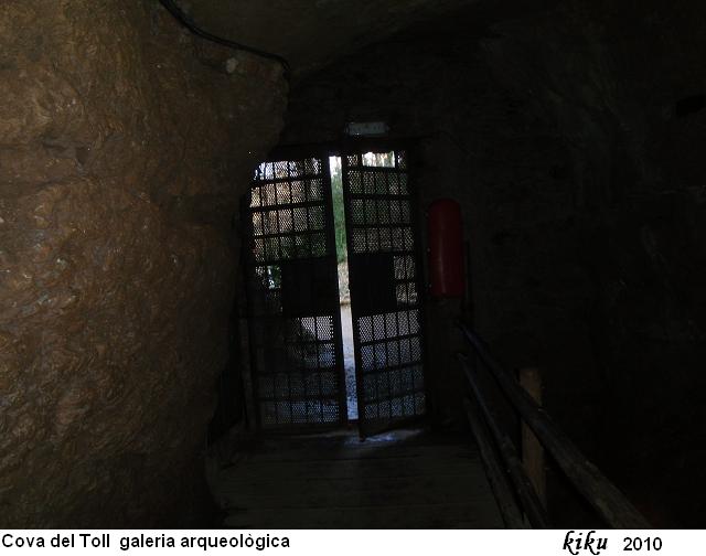 foto 14: Cova del Toll