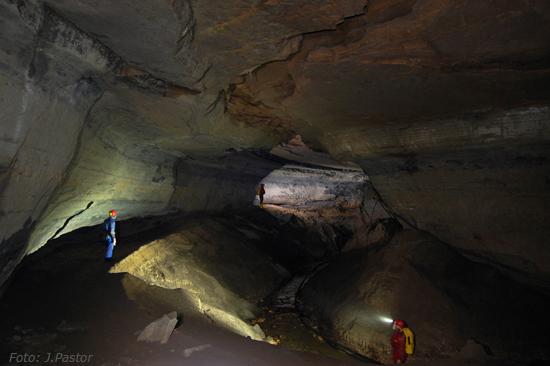 foto 2: Cova del Serrat del Vent