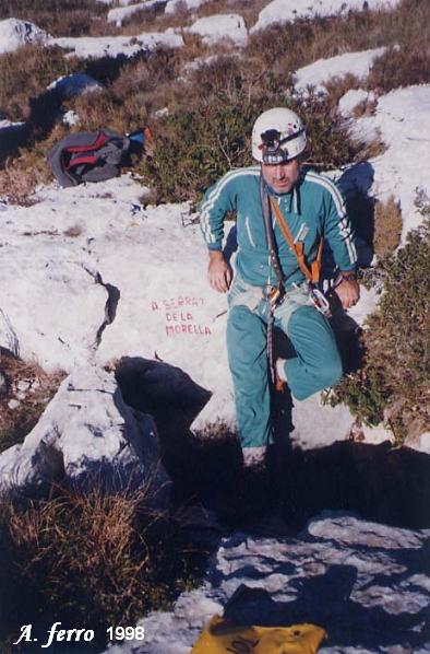 foto 0: Avenc del Serrat de la Morella