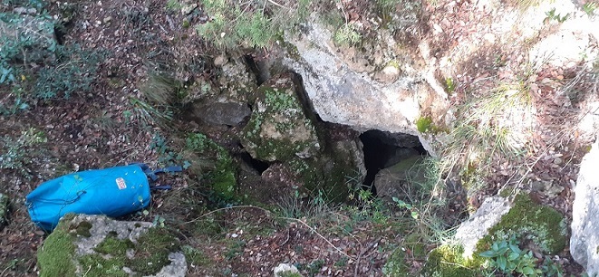 foto 2: Cova de Cal Sant