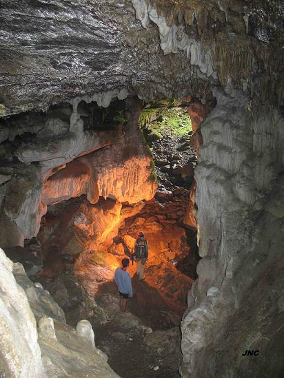 foto 0: Cova de les Encantades