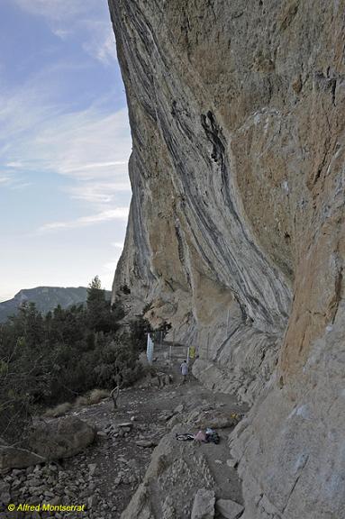 foto 2: Balma del Roc del Rumbau