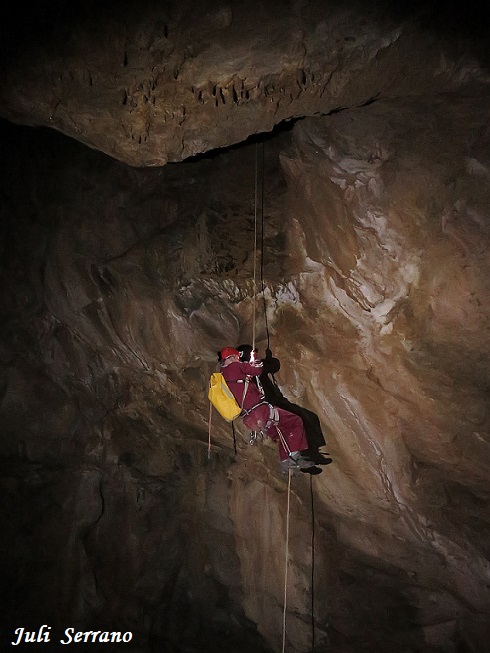 foto 12: Forat del Puig de les Bruixes