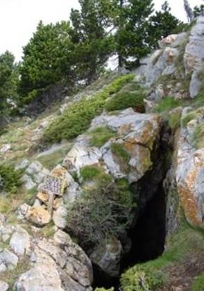 foto 0: Forat de les Gralles