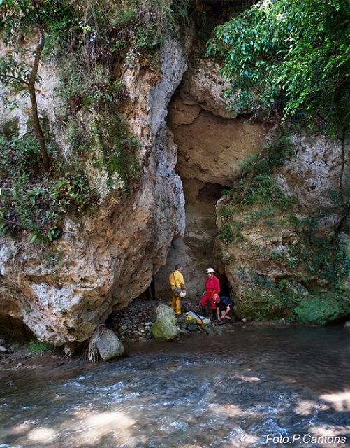 foto 1: Balma del Pont Vell